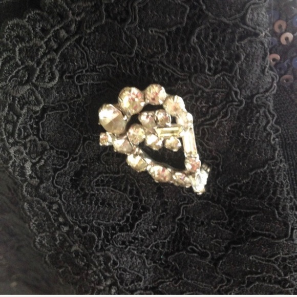Vintage Rhinestone Diamond Pin Brooch - Picture 2 of 8